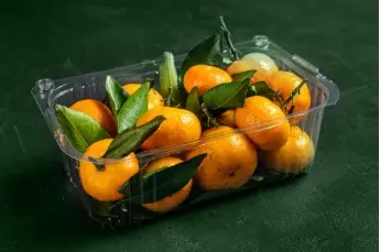 Пластиковые контейнеры для ягод и фруктов фото